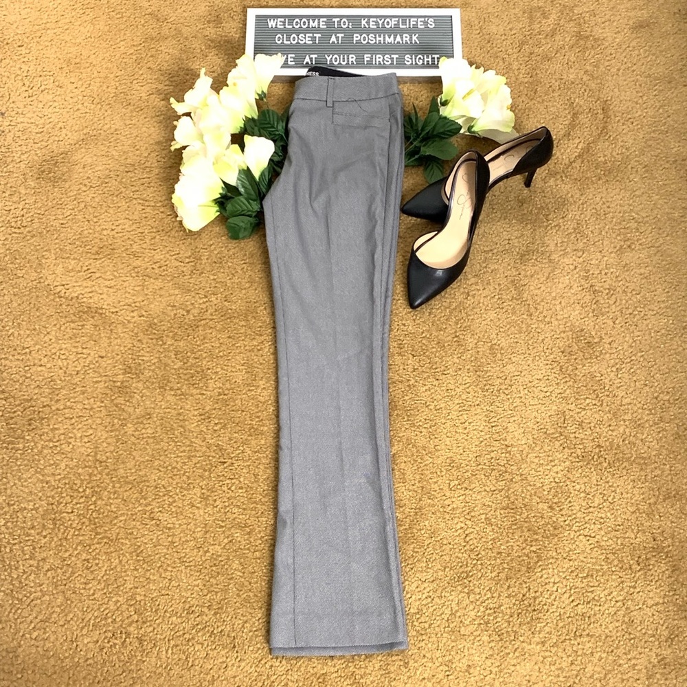 👜EXPRESS MID RISE BARELY BOOT PANTS👜 - Picture 3 of 8